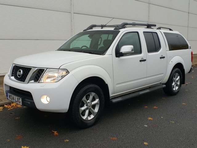 2014 14 Nissan Navara 2.5 DCI TEKNA 4X4 SHR DCB 1d AUTO 188 BHP