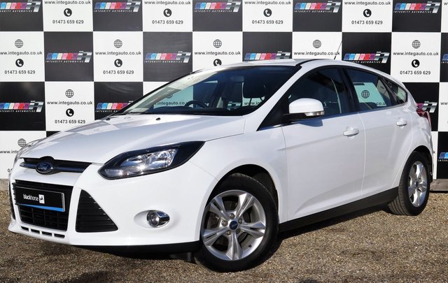 2012 61 Ford Focus 1.6 ZETEC 5d 124 BHP