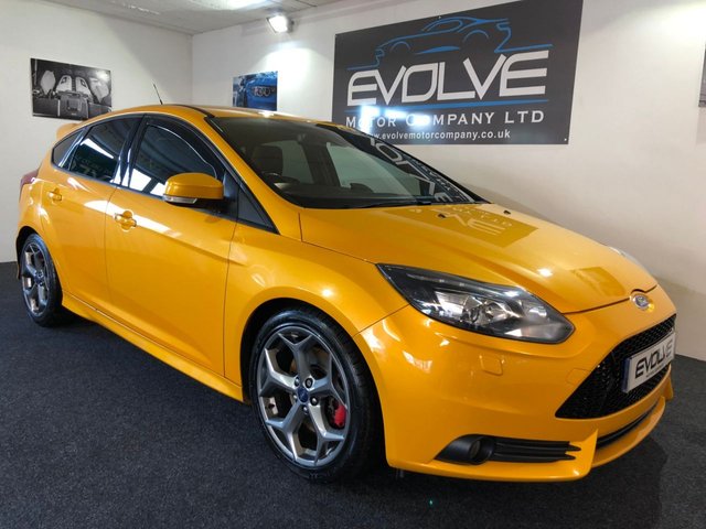 2013 63 Ford Focus 2.0 ST-3 5d 247 BHP
