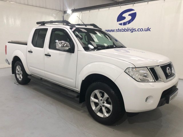 2015 15 NISSAN NAVARA 2.5 DCI TEKNA 4X4 SHR DCB AUTOMATIC PICK UP