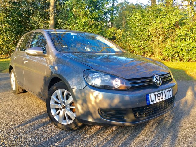2010 60 Volkswagen Golf 1.4 SE TSI DSG 5d AUTO 121 BHP ''ONLY 36,300 MILES /X6 SERVICE STAMPS/SATNAV/PARK ASSIST