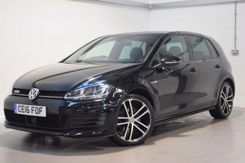 View our VOLKSWAGEN GOLF