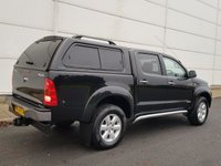 USED 2011 60 TOYOTA HI-LUX 3.0 INVINCIBLE 4X4 D-4D DCB 1d 169 BHP CANOPY + BULL BARS ** NO VAT