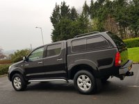 USED 2011 60 TOYOTA HI-LUX 3.0 INVINCIBLE 4X4 D-4D DCB 1d 169 BHP CANOPY + BULL BARS ** NO VAT
