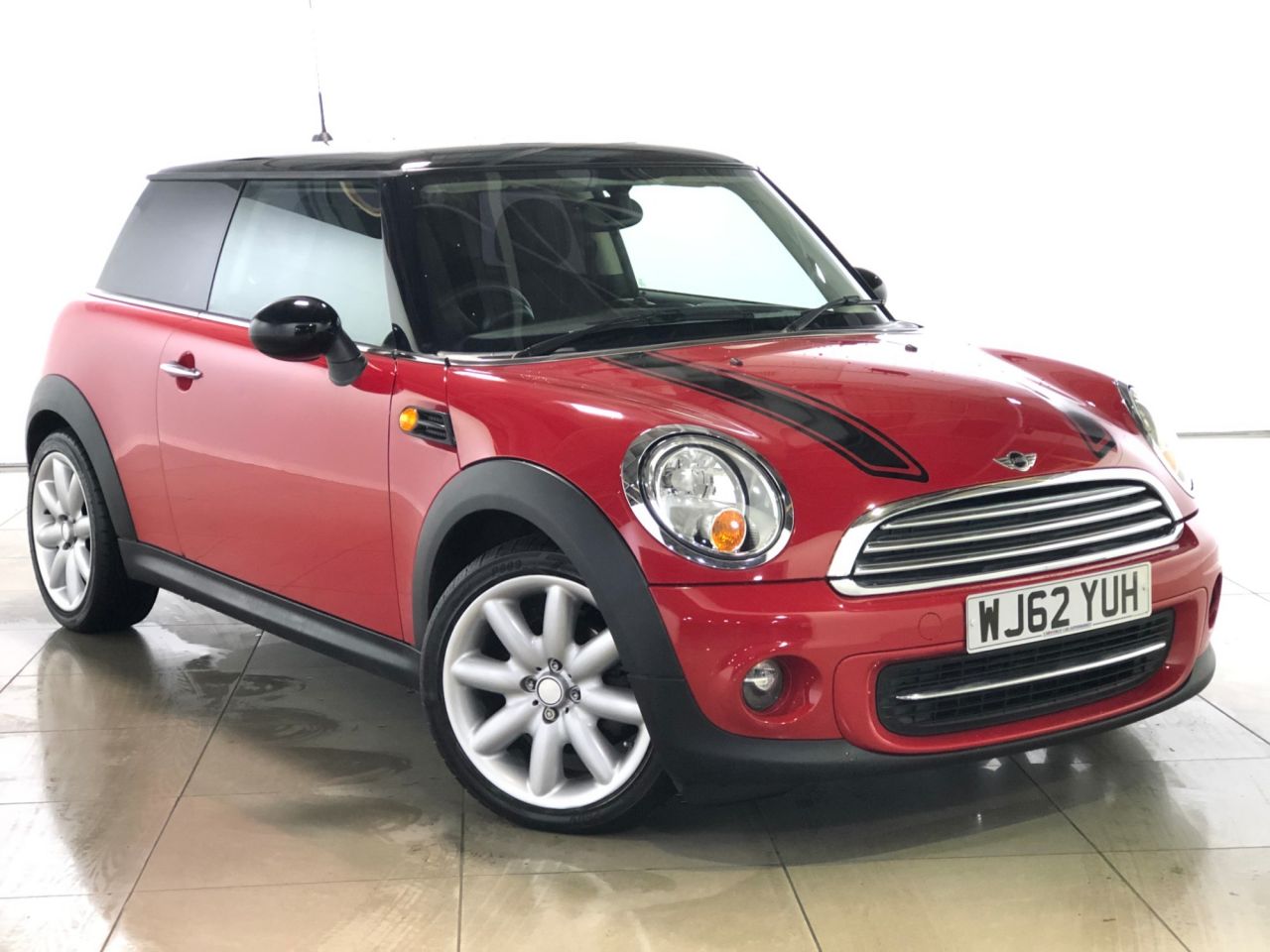View our MINI HATCH COOPER
