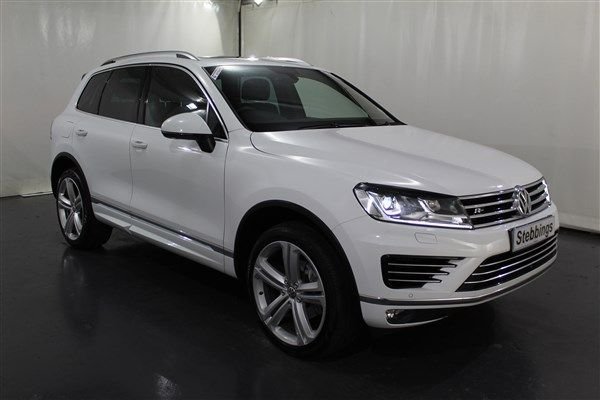 2017 VOLKSWAGEN TOUAREG 3.0 V6 R-LINE PLUS TDI BLUEMOTION TECHNOLOGY 5d AUTO 259 BHP