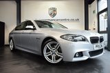 USED 2015 15 BMW 5 SERIES 2.0 520D M SPORT 4DR AUTO 188 BHP full bmw service history GLACIER METALLIC SILVER WITH FULL BLACK LEATHER INTERIOR + FULL BMW SERVICE HISTORY + PRO SATELLITE NAVIGATION + BLUETOOTH + HEATED SPORT SEATS + HARMAN/KARDON SPEAKERS + DAB RADIO + CRUISE CONTROL + PARKING SENSORS + 19 INCH ALLOY WHEELS