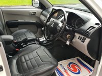 USED 2011 11 MITSUBISHI L200 2.5 DI-D 4X4 BARBARIAN LB DCB 1d AUTO 175 BHP PRICE IS 9500 +VAT  TOTAL =11400