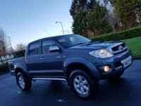 USED 2010 10 TOYOTA HI-LUX 3.0 INVINCIBLE 4X4 D-4D DCB 1d 169 BHP NO VAT ** GENUINE LOW MILES+3 KEYS