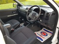 USED 2010 60 ISUZU RODEO 2.5 TD RODEO DENVER DCB 4d 135 BHP ** NO VAT ** NO VAT +   LOW MILES