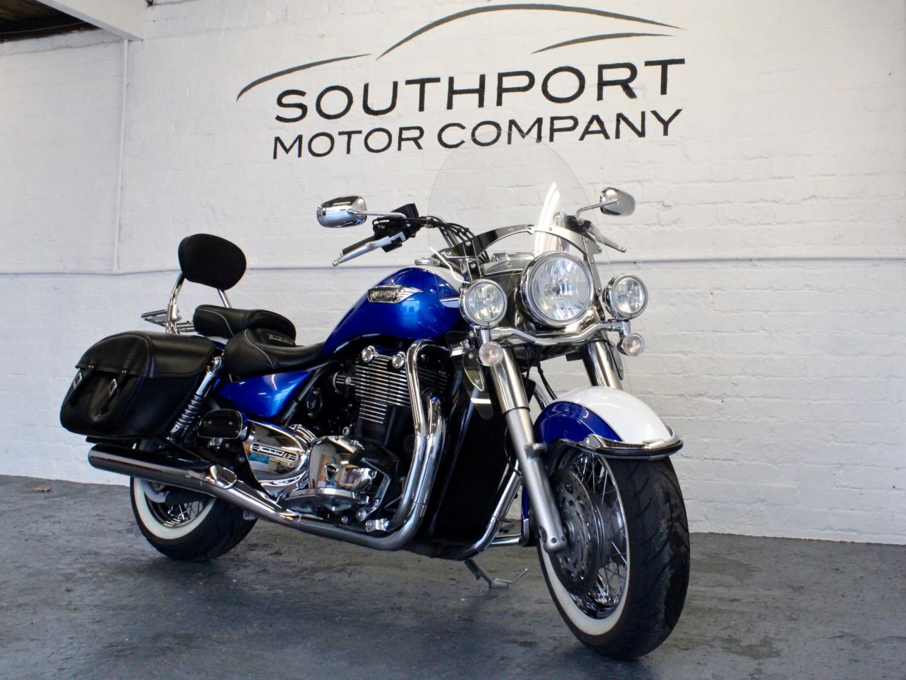 2017 triumph thunderbird lt for sale