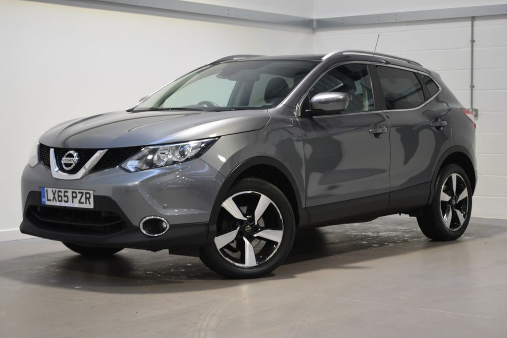 View our NISSAN QASHQAI