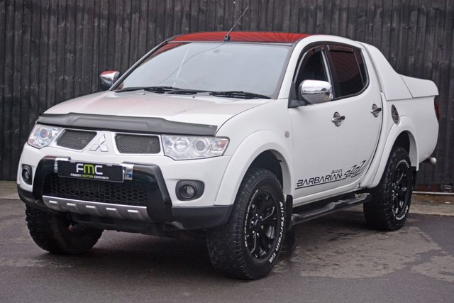 2011 11 Mitsubishi L200 2.5 DI-D 4X4 BARBARIAN LB DCB 1d 175 BHP