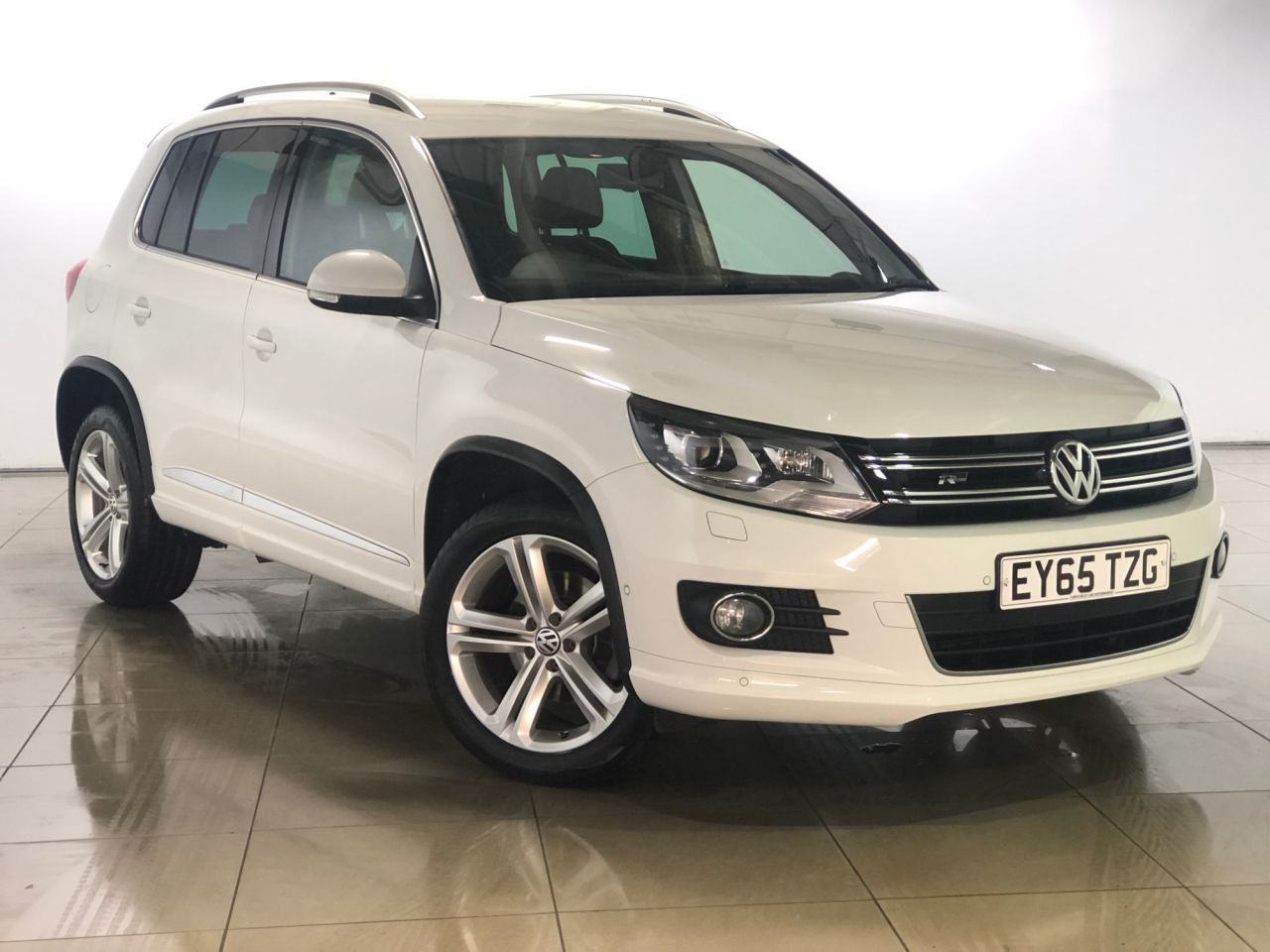 View our VOLKSWAGEN TIGUAN