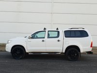 USED 2011 61 TOYOTA HI-LUX 2.5 HL2 4X4 D-4D DCB 1d 142 BHP CANOPY+TOW BAR ** NO VAT ** NO VAT