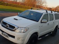 USED 2011 61 TOYOTA HI-LUX 2.5 HL2 4X4 D-4D DCB 1d 142 BHP CANOPY+TOW BAR ** NO VAT ** NO VAT