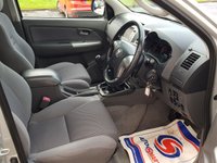USED 2012 62 TOYOTA HI-LUX 3.0 INVINCIBLE 4X4 D-4D DCB 1d 169 BHP WINDOWS CANOPY + TOWBAR ** NO VAT