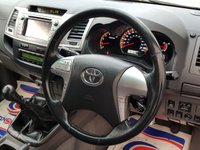 USED 2012 62 TOYOTA HI-LUX 3.0 INVINCIBLE 4X4 D-4D DCB 1d 169 BHP WINDOWS CANOPY + TOWBAR ** NO VAT