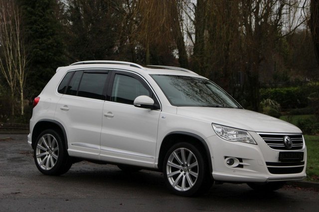 2009 59 Volkswagen Tiguan 2.0 R LINE TDI 4MOTION 5d 138 BHP