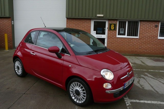 2009 59 Fiat 500 1.2 LOUNGE 3d 69 BHP