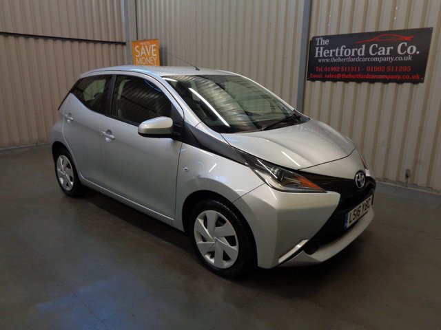 2016 16 Toyota Aygo 1.0 VVT-I X-PLAY 5d 69 BHP