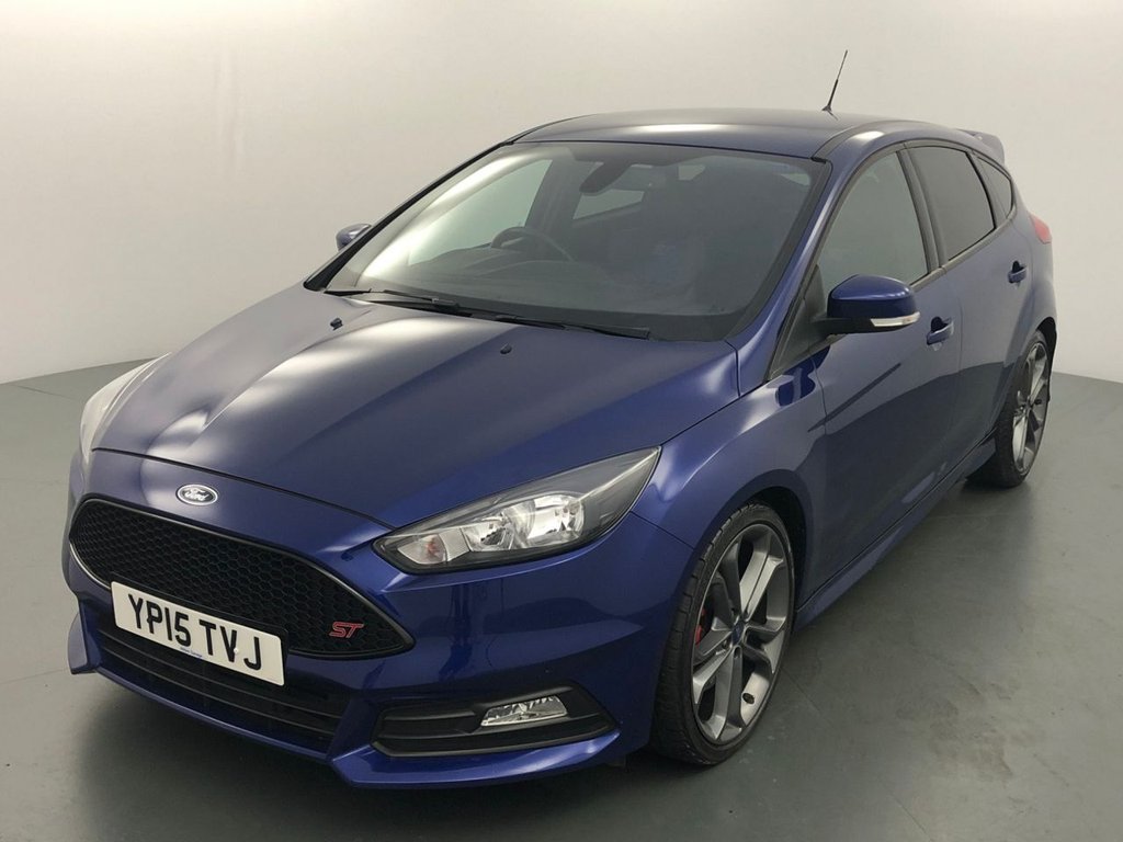 View our FORD FOCUS