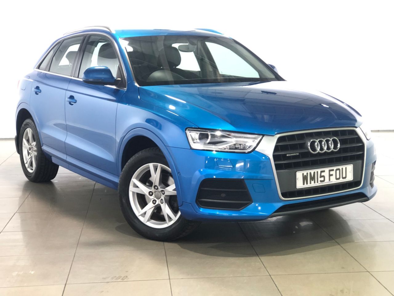 View our AUDI Q3