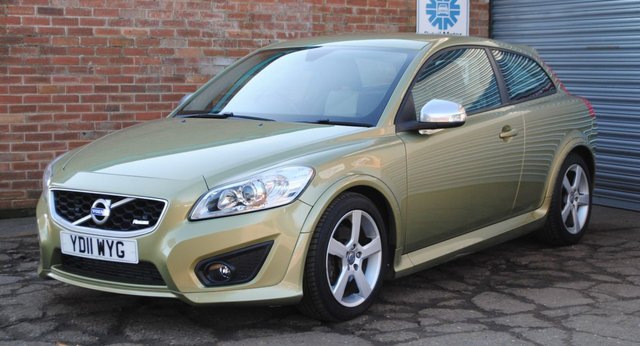 2011 11 Volvo C30 2.0 D3 R-DESIGN 3d 148 BHP