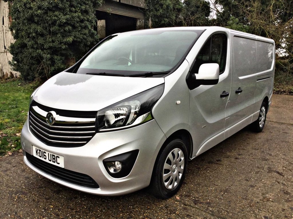 View our VAUXHALL VIVARO