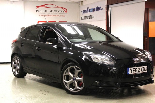 2013 62 Ford Focus 2.0 ST 5d 247 BHP