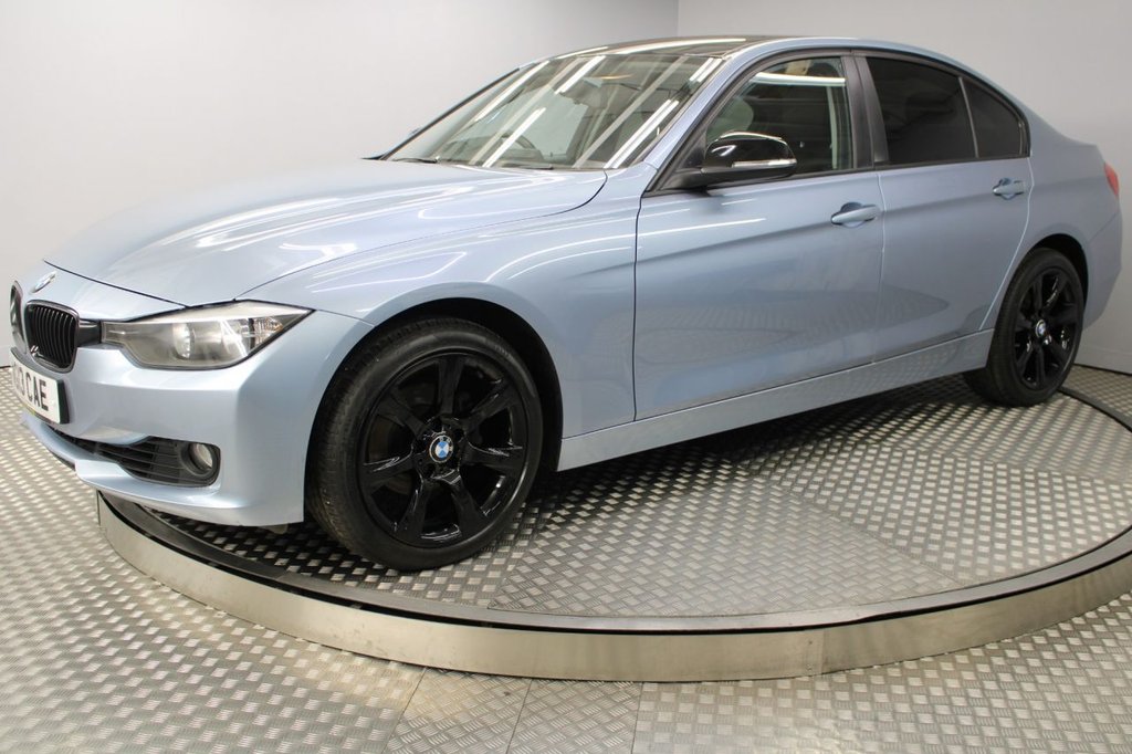 View our BMW 3 SERIES