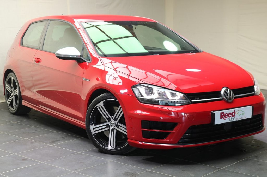 View our VOLKSWAGEN GOLF
