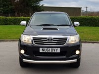 USED 2011 61 TOYOTA HI-LUX 3.0 INVINCIBLE 4X4 D-4D DCB 1d AUTO 169 BHP 2 KEYS + BULL BARS ** NO VAT **
