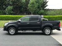 USED 2011 61 TOYOTA HI-LUX 3.0 INVINCIBLE 4X4 D-4D DCB 1d AUTO 169 BHP 2 KEYS + BULL BARS ** NO VAT **