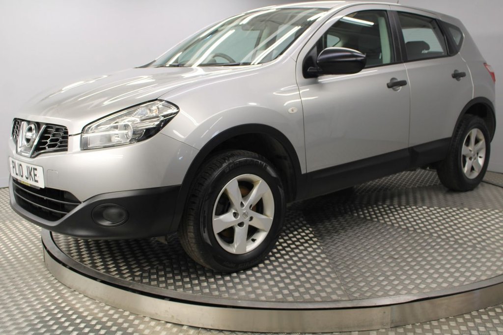 View our NISSAN QASHQAI