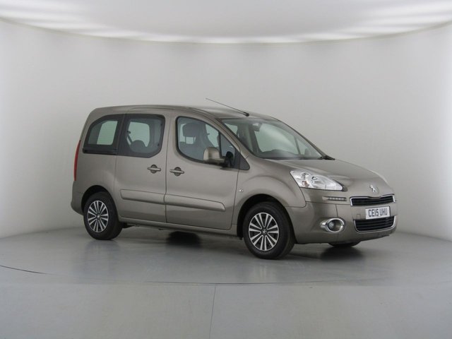View our PEUGEOT PARTNER