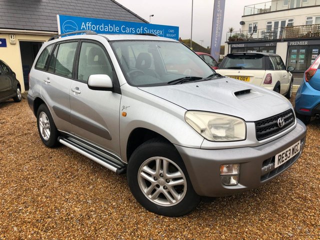 2003 53 Toyota Rav4 2.0 GX D-4D 5d 114 BHP