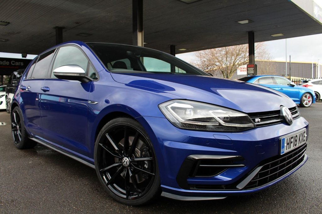 View our VOLKSWAGEN GOLF