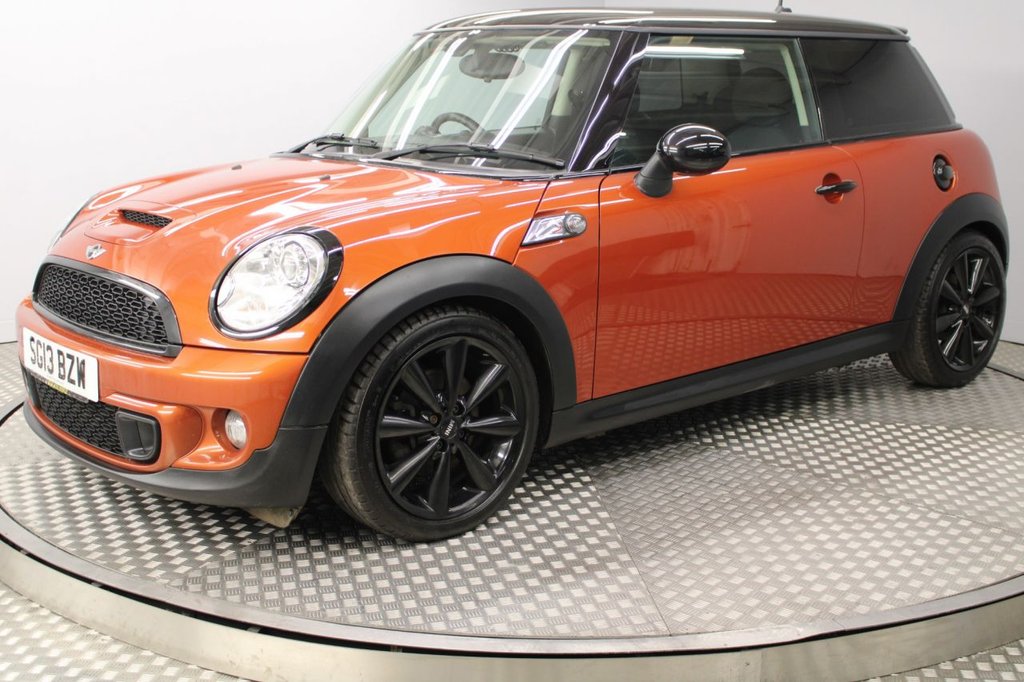 View our MINI HATCH COOPER
