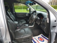 USED 2015 15 NISSAN NAVARA 2.5 DCI TEKNA 4X4 SHR DCB 1d 188 BHP 1 COMPANY FORMER KEEPERS+LOW MILES