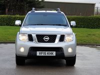 USED 2015 15 NISSAN NAVARA 2.5 DCI TEKNA 4X4 SHR DCB 1d 188 BHP 1 COMPANY FORMER KEEPERS+LOW MILES
