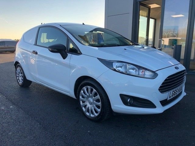 2015 65 Ford Fiesta 1.5 TDCI 75PS TREND WITH AIR CONDITIONING 
