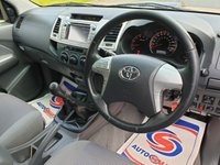 USED 2012 62 TOYOTA HI-LUX 2.5 HL3 4X4 D-4D DCB 1d 142 BHP NO VAT ** NO VAT + REVERSING CAMERA