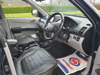 USED 2012 12 MITSUBISHI L200 2.5 DI-D 4X4 BARBARIAN LB DCB 1d 175 BHP SAT NAV + CAMERA + CANOPY * NO VAT