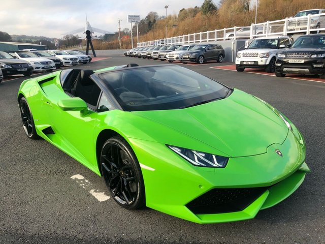 2016 16 Lamborghini Huracan 5.2 LP 610-4 SPYDER 2d 610 BHP