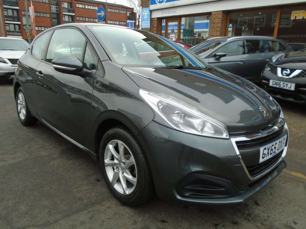 View our PEUGEOT 208