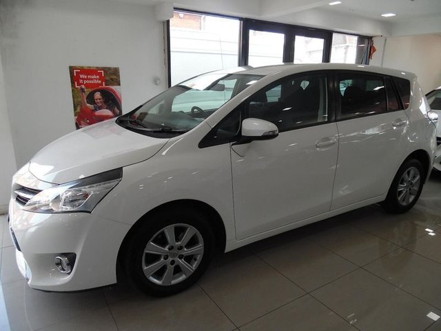 View our TOYOTA VERSO