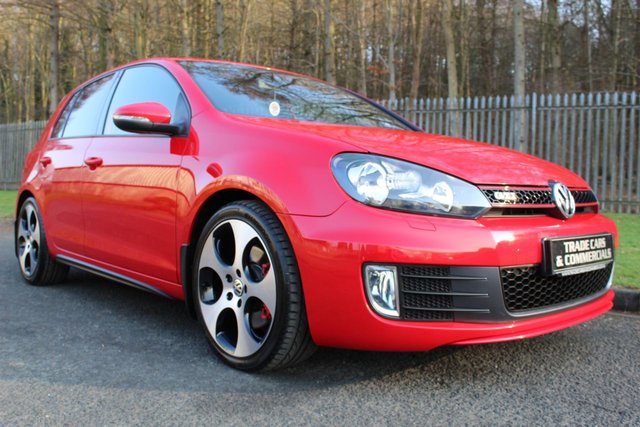 2011 11 VOLKSWAGEN GOLF 2.0 GTI DSG 5d AUTO 210 BHP