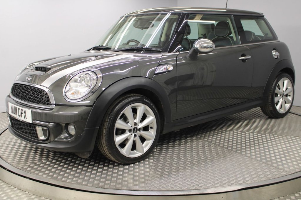View our MINI HATCH COOPER