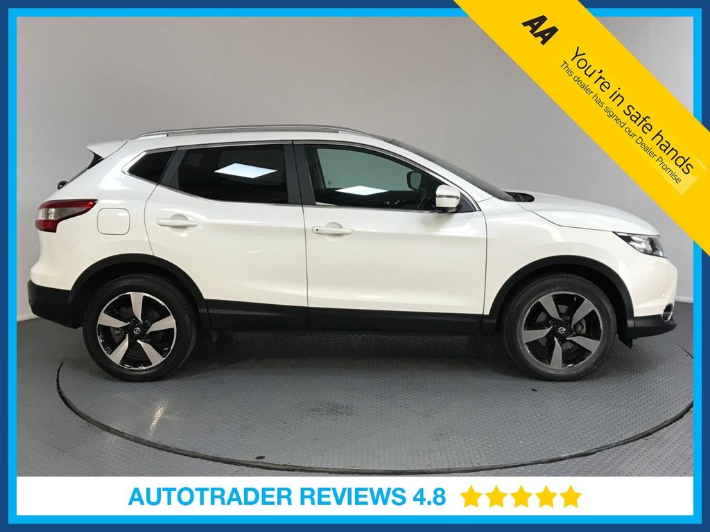 View our NISSAN QASHQAI